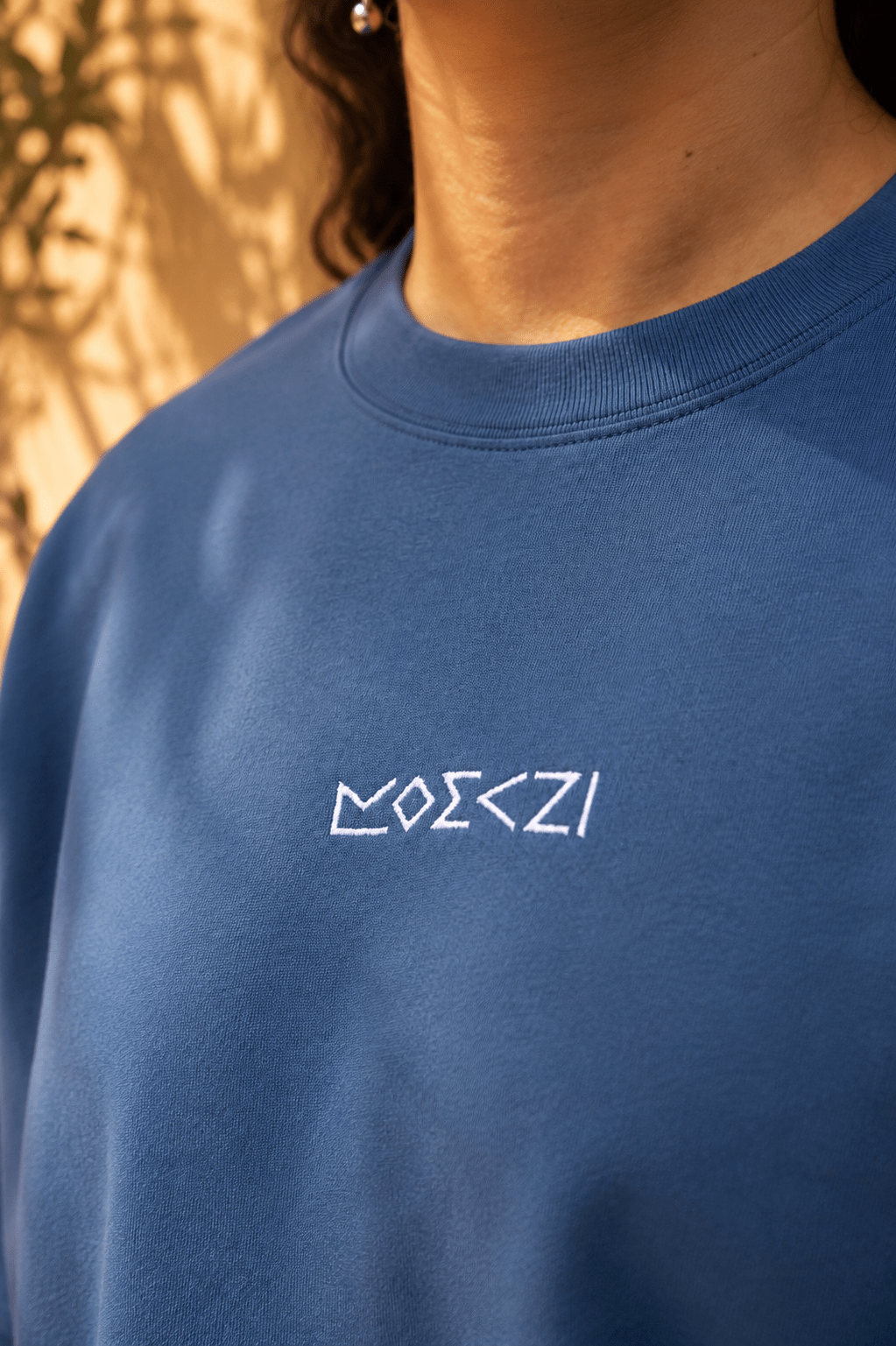 Lisan Tee Slate - Romani Culturewear